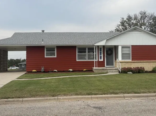 1008 N 5th St, Lincoln, KS 67455