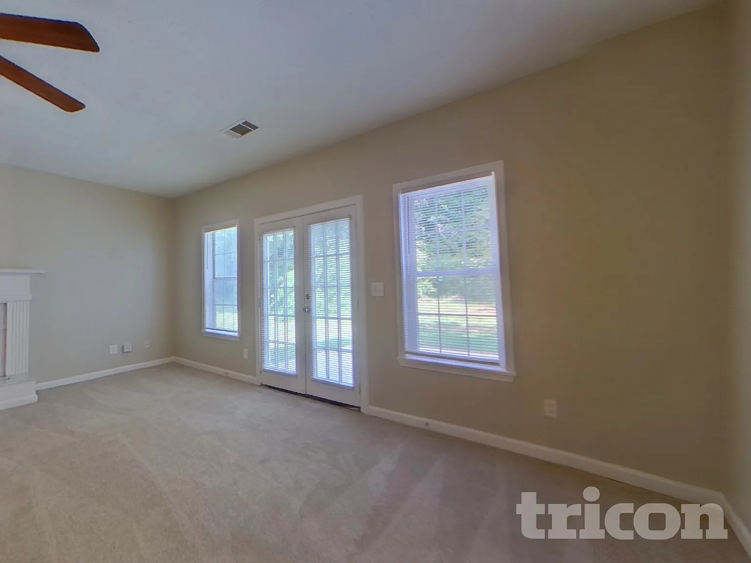 750 Stonemill Manor Lithonia GA — Photo 4