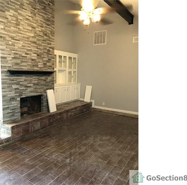 2nd image of 4602 Laurel Heights Ct
