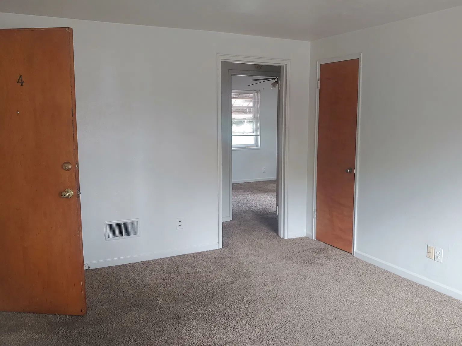 2 bed, 750 sqft, $850 — Photo 3