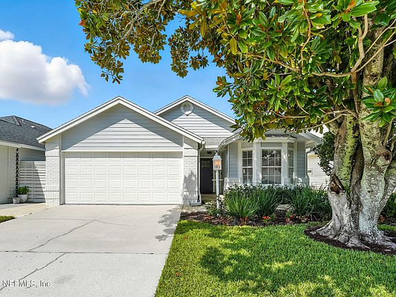 3rd image of 3116 LA RESERVE Drive
