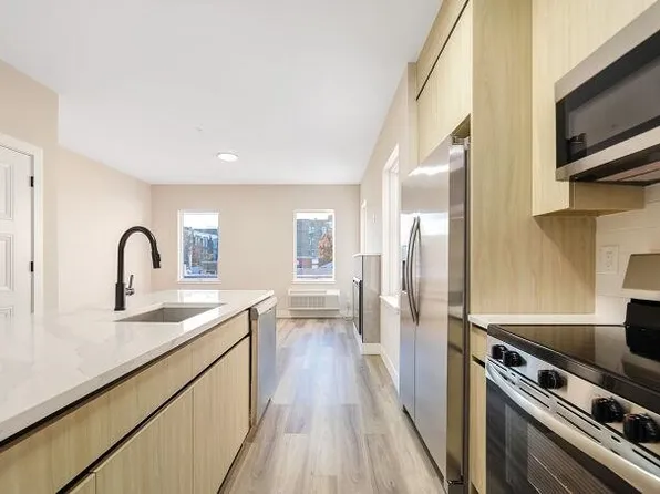 304 61st Street image 18 of 44