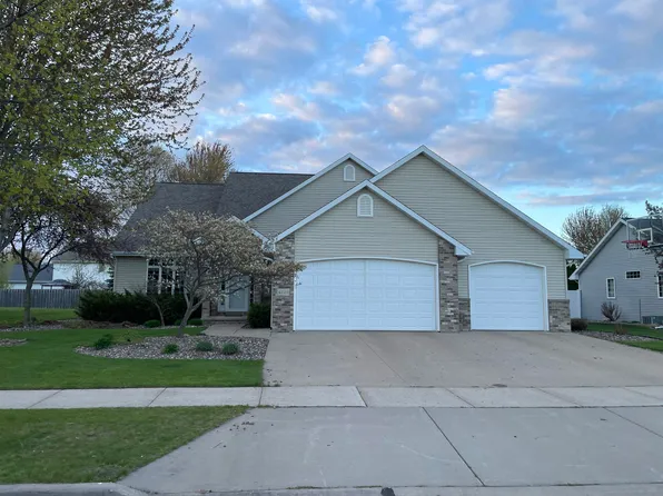 4226 E Appleseed Dr, Appleton, WI 54913
