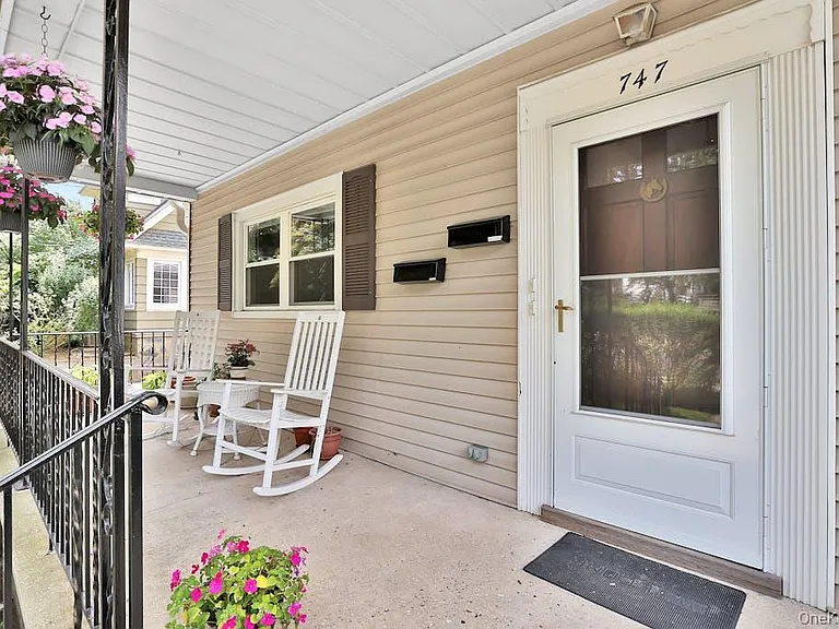 747 Pelhamdale Ave #1 — Photo 2