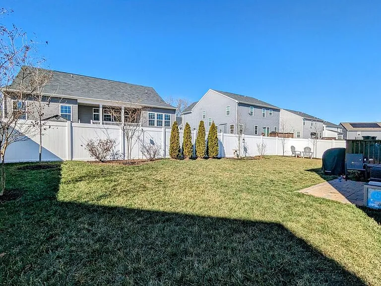 3836 Knighton Cir — Photo 50