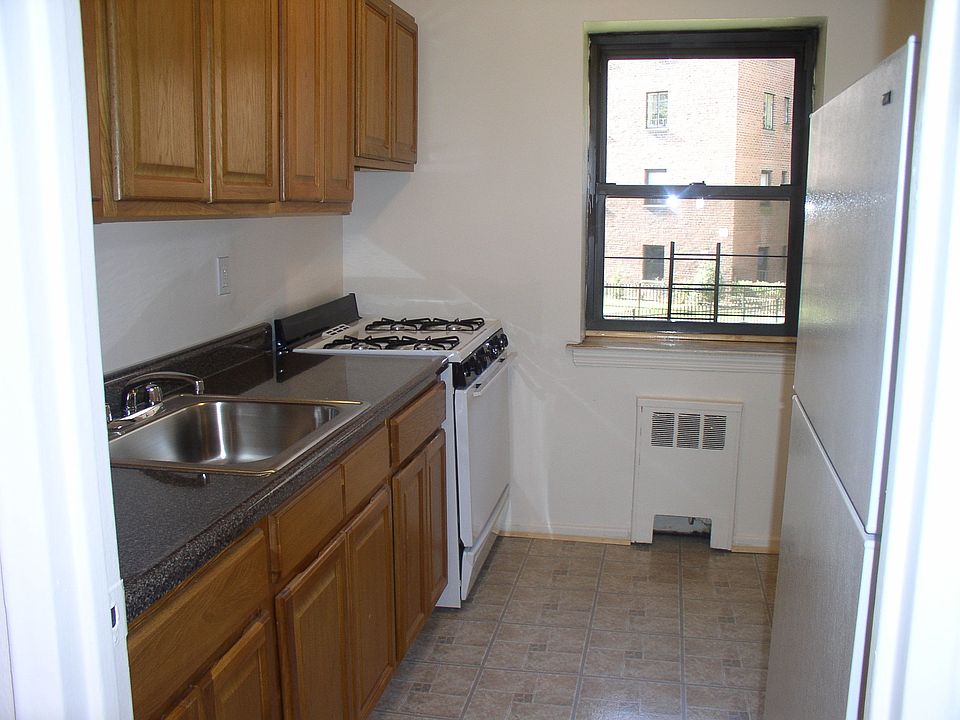 1st image of 50 Fleetwood Ave APT 2G