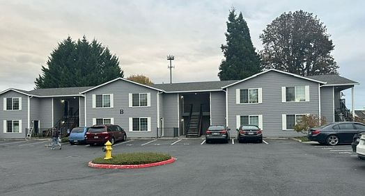 5th image of 419 SE Clark Ave #2B-1Ba-900Sqft