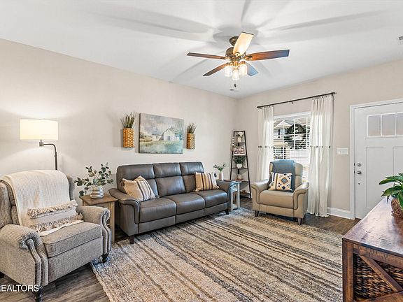 5th image of 6753 Padgett Hill Ln