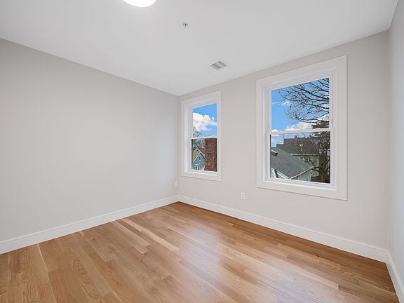 2nd image of 9 Wenham St #7