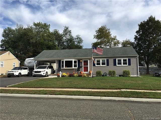 1st image of 221 Carol Dr