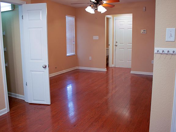 3rd image of 857 Blue Spruce Way