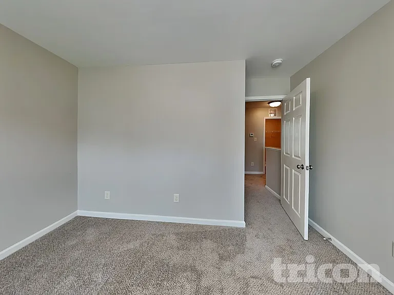 175 Crown Side Dr — Photo 12