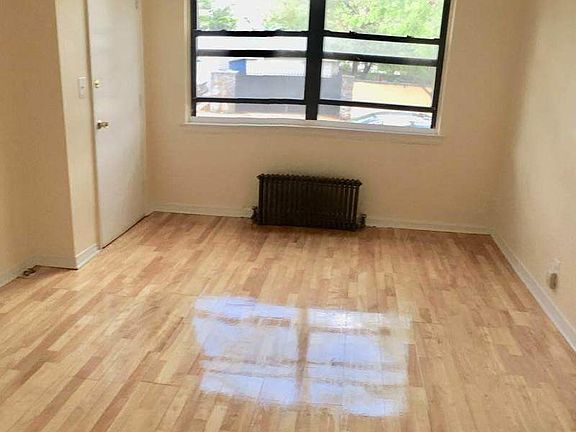 2nd image of 18907 Henderson Ave #1