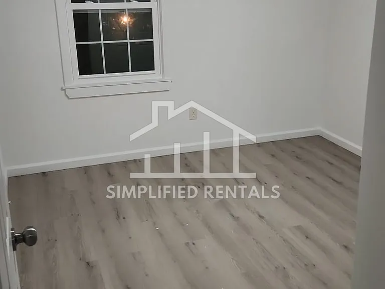 153 Belleville Ave #5W — Photo 3
