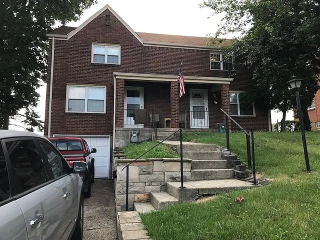 103 5th St photo 1