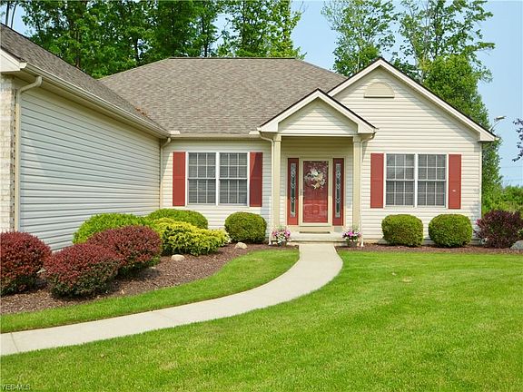 2nd image of 39364 Lorreto Ct