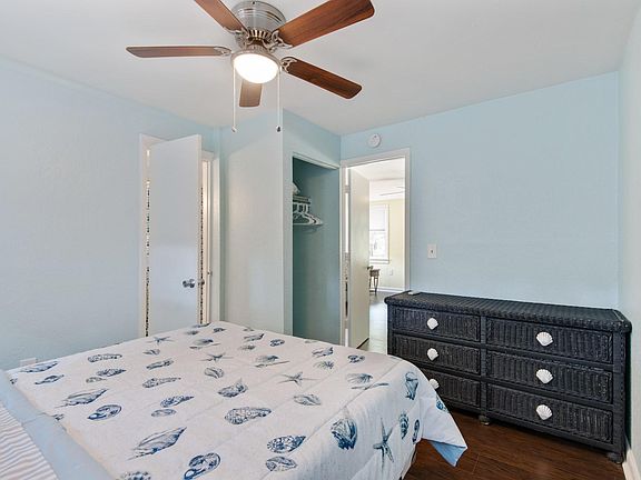 5th image of 1021 Michigan Dr W APT B