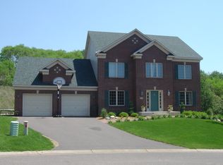 1416 Wisconsin Ct, Hudson, WI 54016