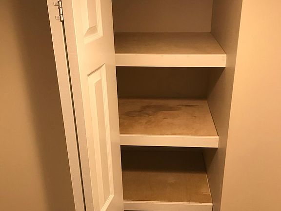 3rd image of 3608 S Hermitage Ave #B-r