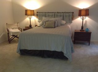 10510 Greenbriar Ct, Boca Raton, FL 33498