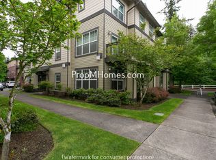 22860 SW Forest Creek Dr UNIT 101, Sherwood, OR 97140