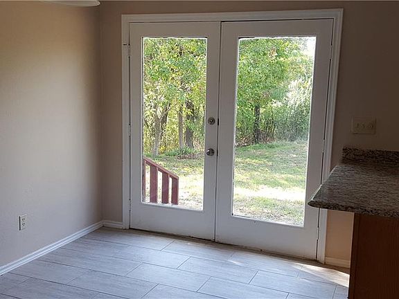 5th image of 133 SE County Road 3085