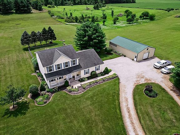 2nd image of 1550 Porter Ln
