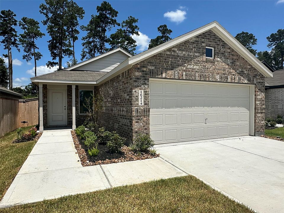 1st image of 16214 Bergara Bend Dr