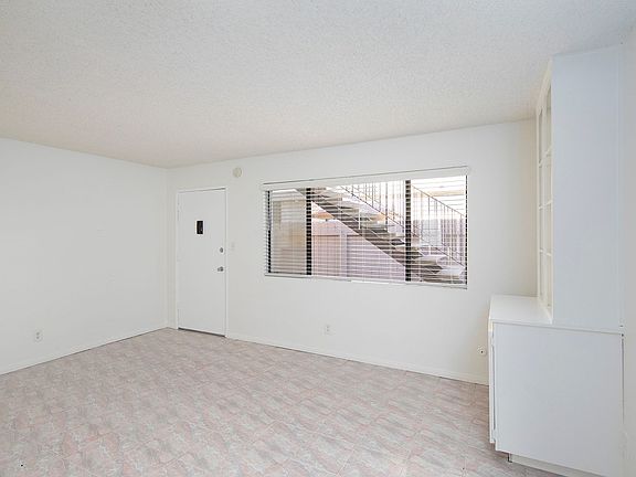 2nd image of 3976 Illinois St APT 3