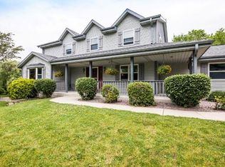 W375N6896 Pheasant Run, Oconomowoc, WI 53066