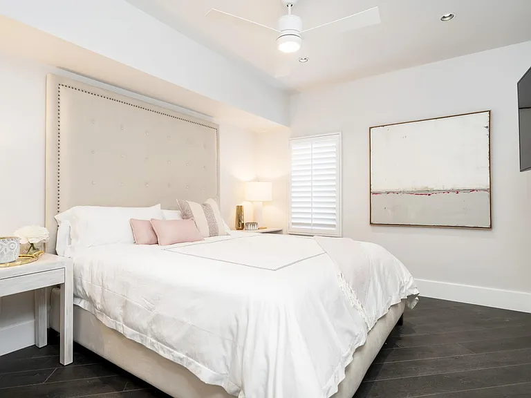 125 W Hawthorn St — Photo 10