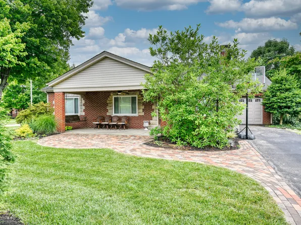 8 Kennedy Rd, Fort Wright, KY 41011