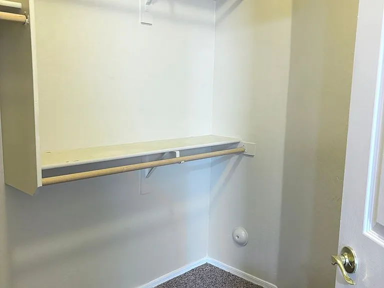 3147 E Vallejo Dr — Photo 33