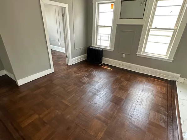 842 S 19th St, Newark, NJ