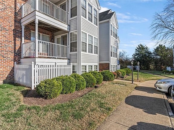 2nd image of 9355 Kempton Manor Ct Unit 1706