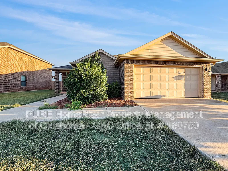 10217 NW 24th Ter