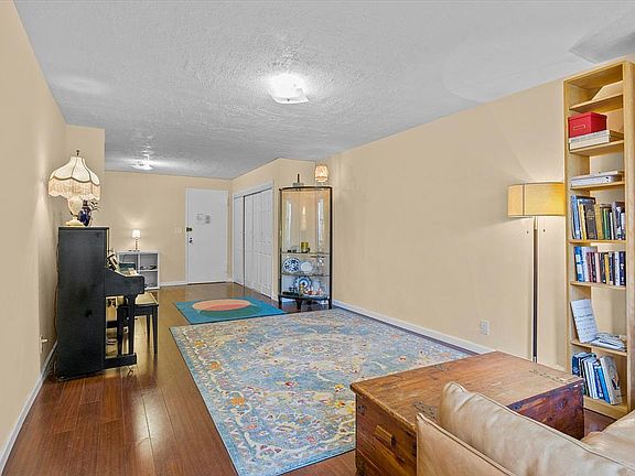 2nd image of 3131 Brighton 13 St Unit 4K