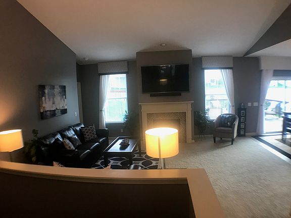 5th image of 1578 N 208th Ave