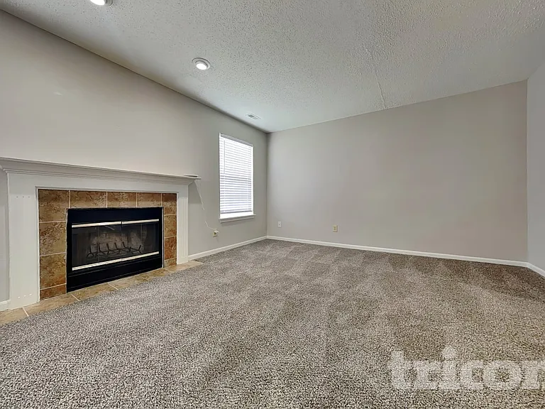 6453 Townsend Way — Photo 3