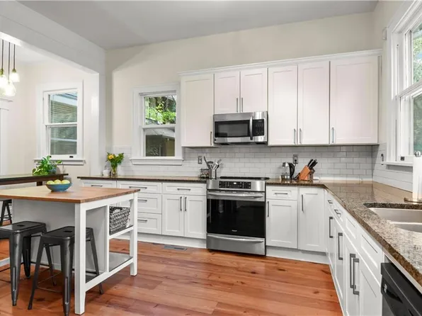 641 Summit St, Winston Salem, NC 27101