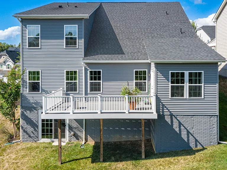 405 Potomac View Pkwy — Photo 30