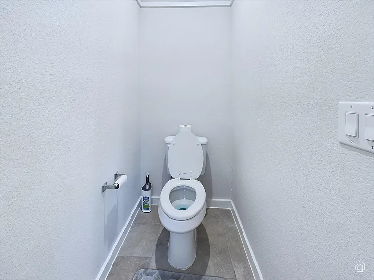 12001 Vista Parke Dr #904 — Photo 13
