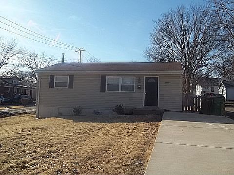 1st image of 7835 Clevedon St
