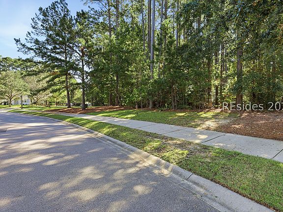 2nd image of 249 Hampton Lake Drive