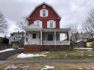 17 Beech St, Greenfield, MA 01301