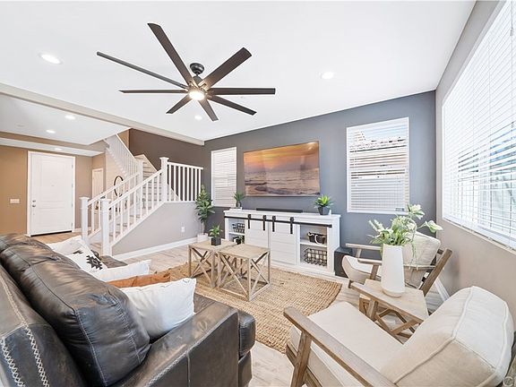 4th image of 36460 Chervil Way