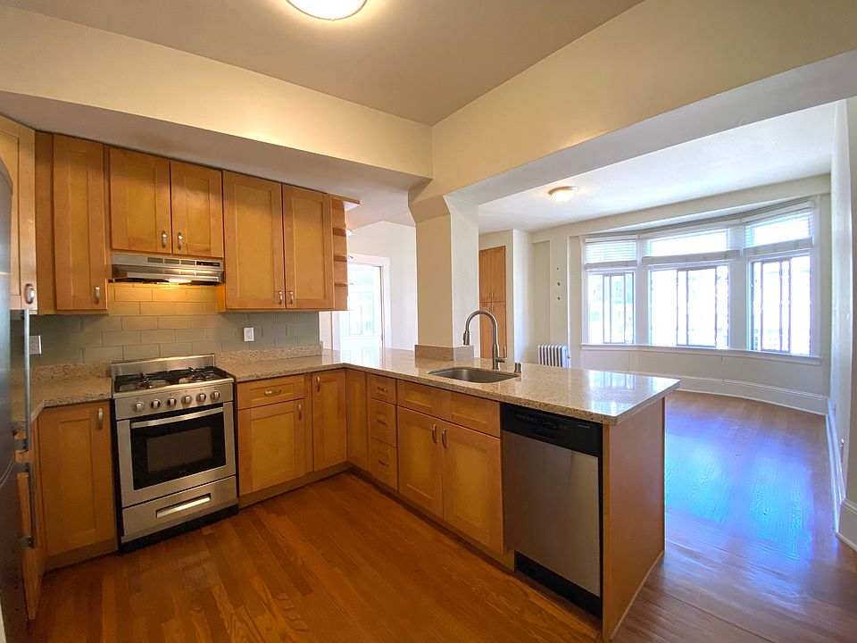 1st image of 887 Bush St #507