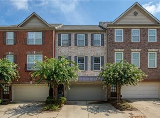 5733 Pine Oak Dr, Norcross, GA 30092