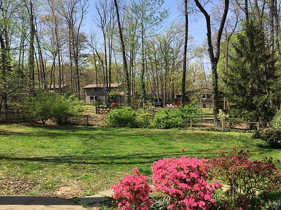 4th image of 4328 Starr Jordan Dr