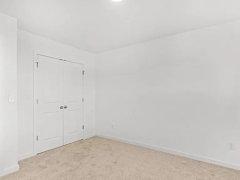 803 Lambert Cir — Photo 27